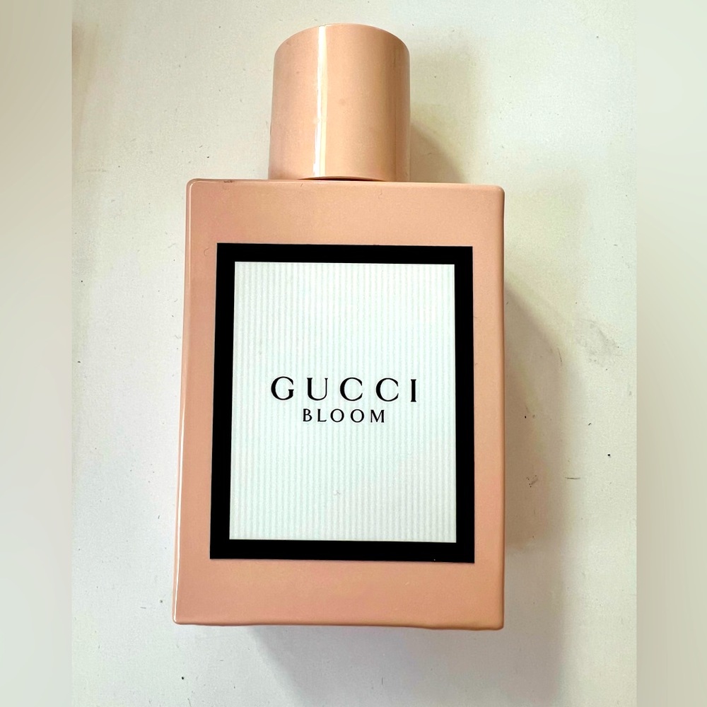 Gucci bloom perfume